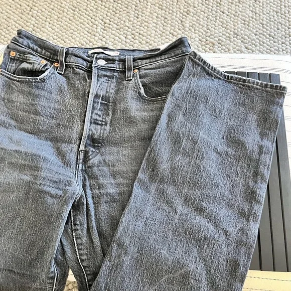 Levi’s Ribcage Straight - Picture 4 of 7